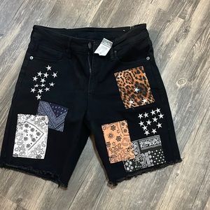 Young mens Short supreme flex as 30 waist.